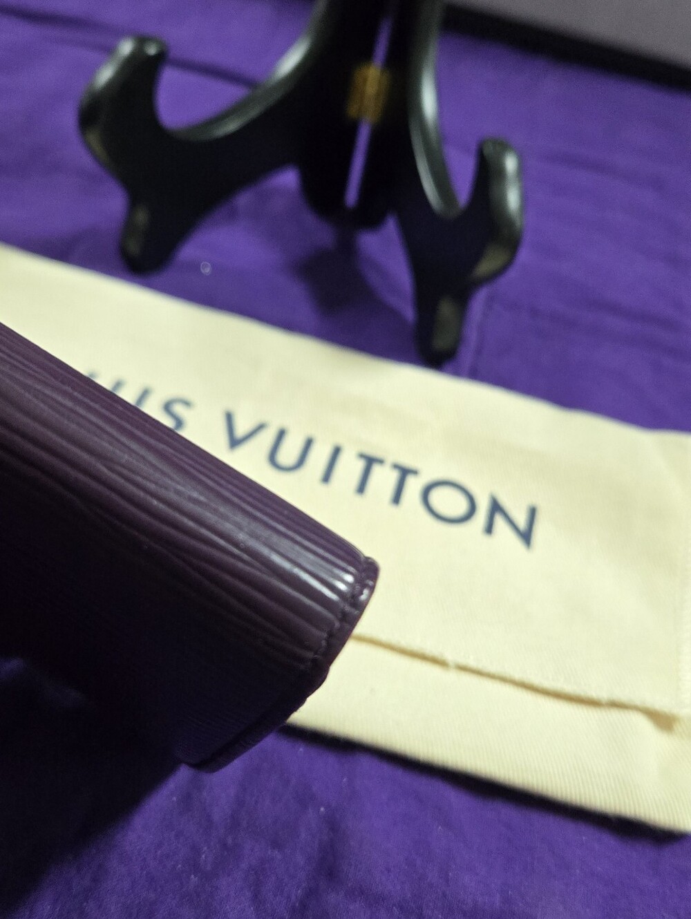 Louis Vuitton Plum Epi Leather Clutch Wallet - Picture 3 of 15